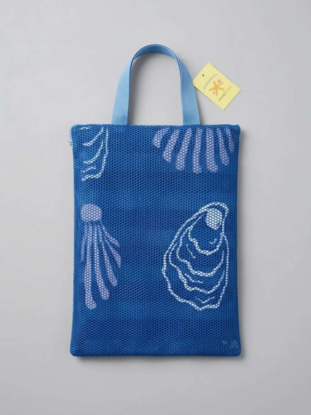 NWT Amore Pacific x Soopsparkling Beach Towel & Mesh Pouch Set (Navy)